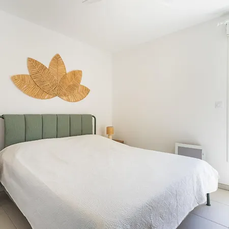 Apartment Eleganza By Interhome Le Lavandou